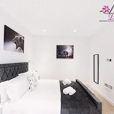 Lillyrose Serviced Apartments - St Albans City Centre Exterior photo