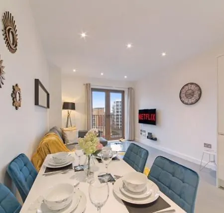 Lillyrose Serviced Apartments - St Albans City Centre Exterior photo